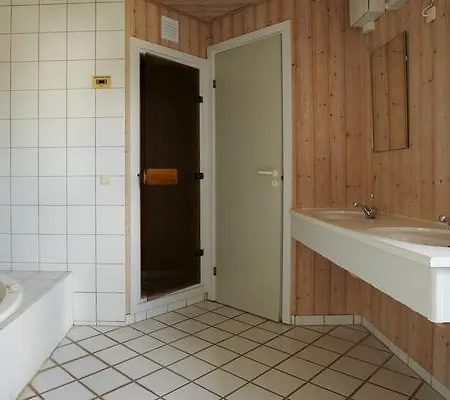 Ho Three-bedroom 15 假日公园